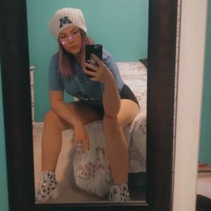 Meet your Posher, Layla